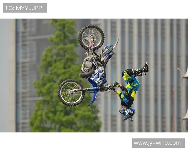 南京极限运动队防反体系探索与战术创新研究