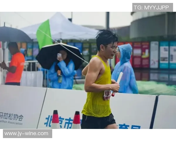 城市马拉松评析：北京街舞队展现团队协作的精彩瞬间与感人故事