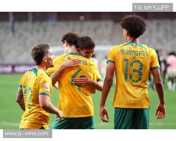 香港足球明星队引发的争议与反思：体育精神与商业利益的碰撞