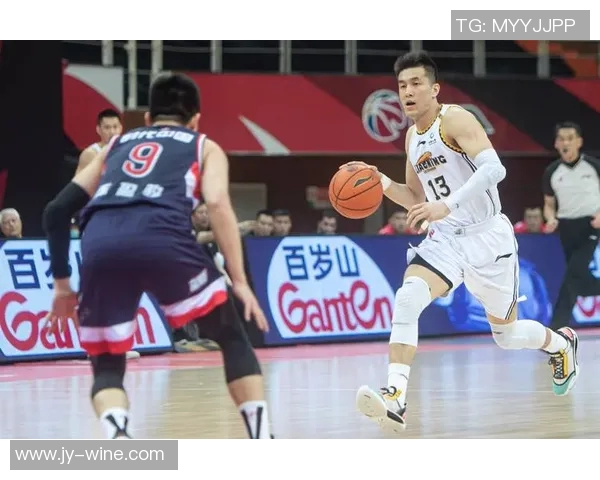 广州篮球队速度提升的秘密与战术分析探讨